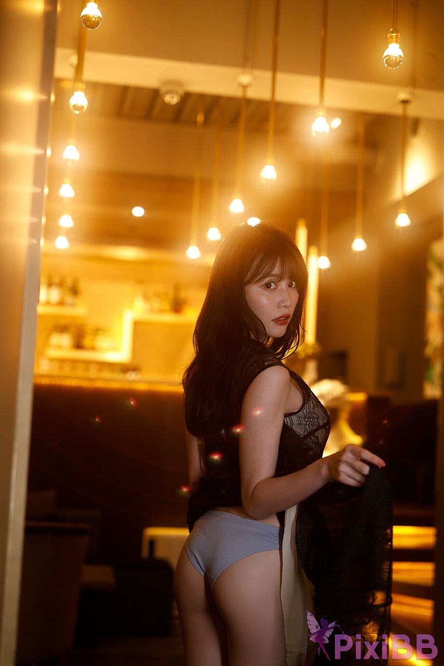 Japanese Idol Yuka Kohinata After drinking a cocktail. SPA Gravure soul digital photo book PixiBB (44)
